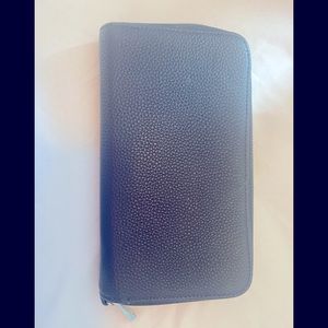 All About the Benjamins wallet, Thirty One